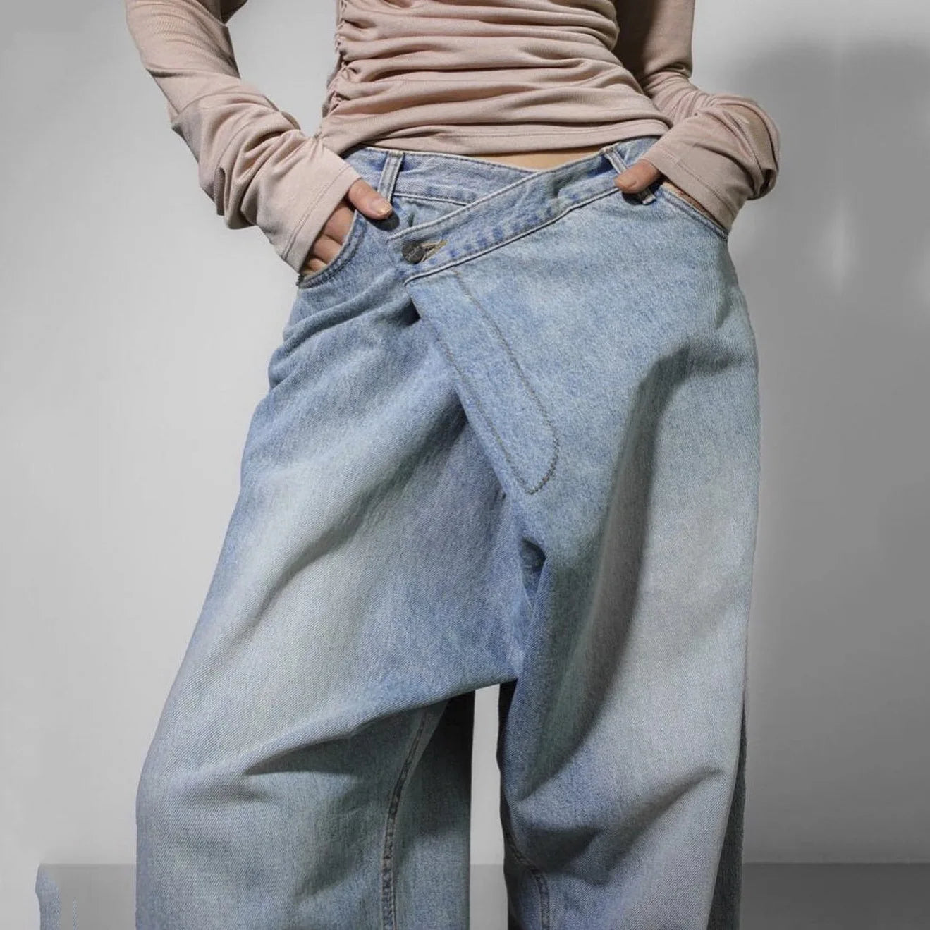 High Waist Loose Fit Crossover Jeans