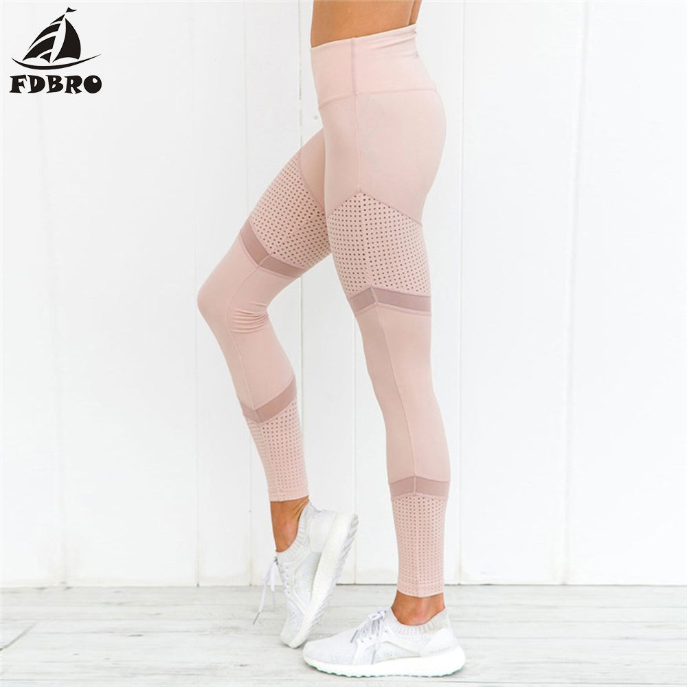 Yoga Set - Light Pink Sports Bra and Leggings Set with Mesh Stitching